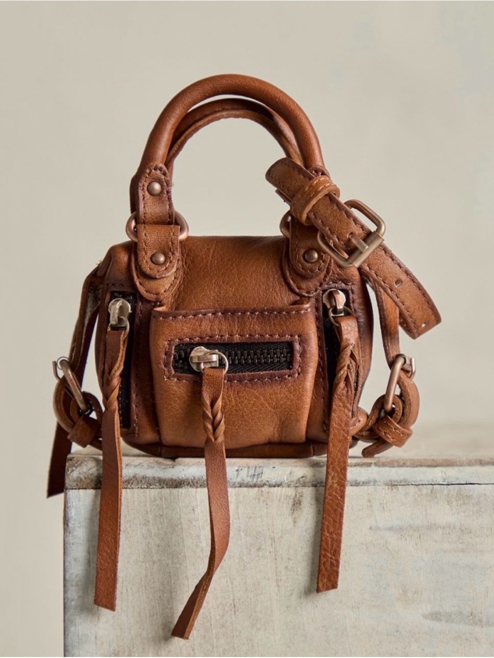 We The Free Micro Emerson Mini Bag🔥Saddle• New with tags! - Picture 15 of 15